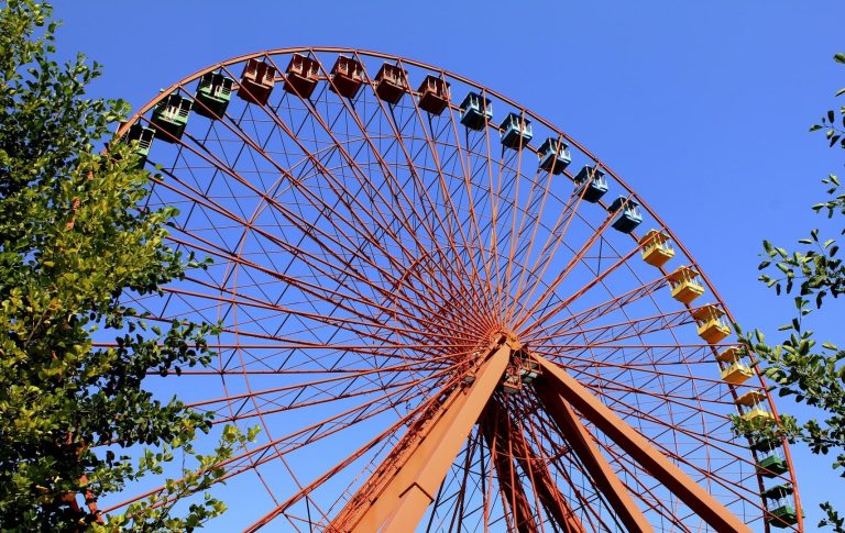 wheel-round-recreation-ferris-wheel-carnival-amusement-park-495786-pxhere.com-min-min-min